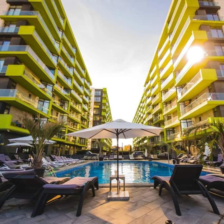 Alezzi Beach Resort Gorgeous Family Aparment Cu Piscina Năvodari Buitenkant foto