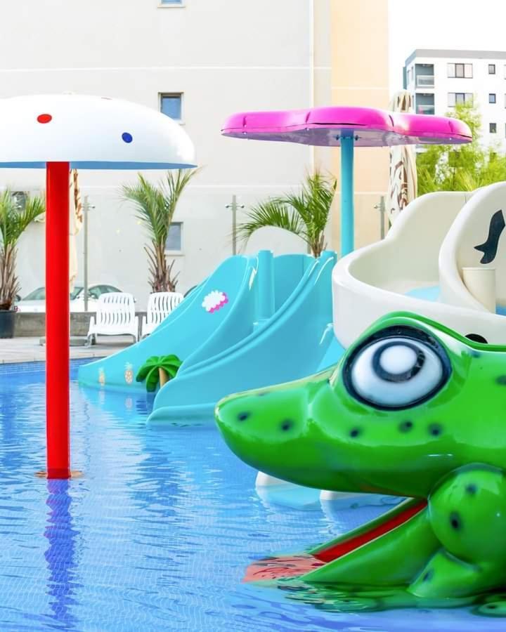 Alezzi Beach Resort Gorgeous Family Aparment Cu Piscina Năvodari Buitenkant foto